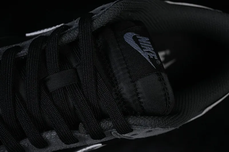 All categories Nk SB Dunk series Nk SB Dunk Low low-top sneakers Nike SB Dunk Low black and gray color low-top casual sneakers II7636-001